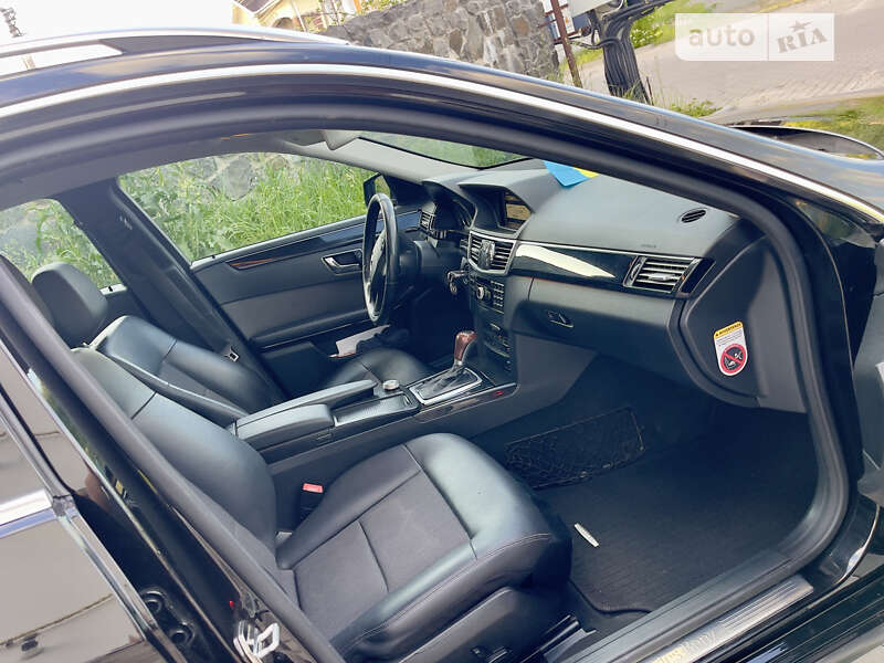 Mercedes-Benz E-Class 2010