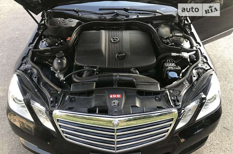 Mercedes-Benz E-Class 2010