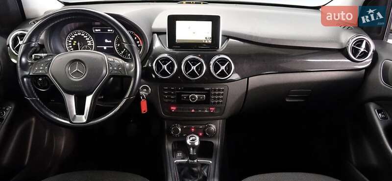 Mercedes-Benz B-Class 2013