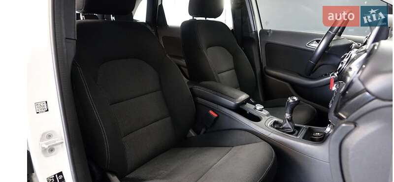 Mercedes-Benz B-Class 2013