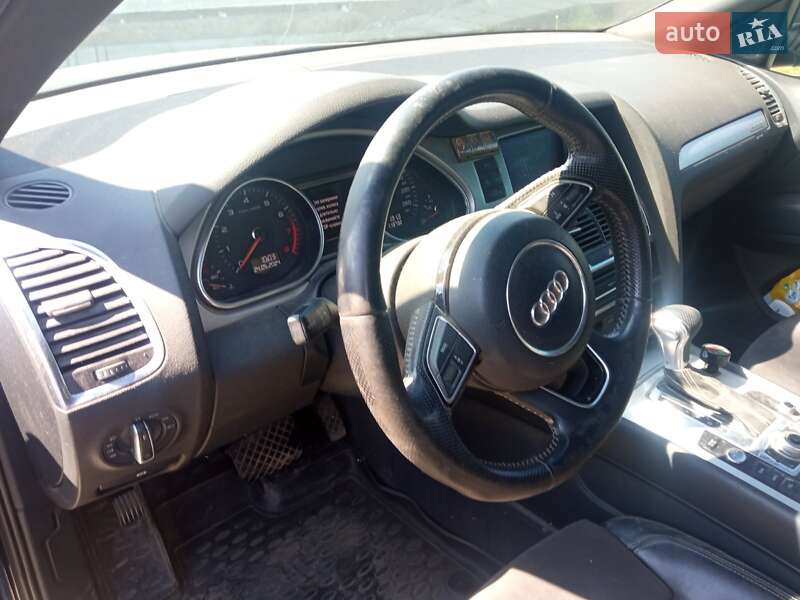 Audi Q7 2012