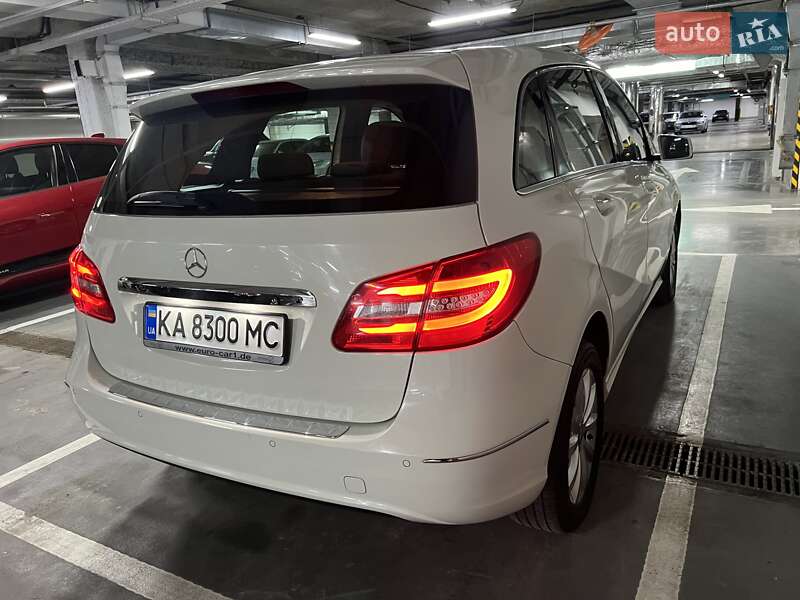 Mercedes-Benz B-Class 2013