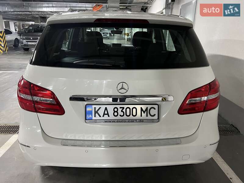 Mercedes-Benz B-Class 2013