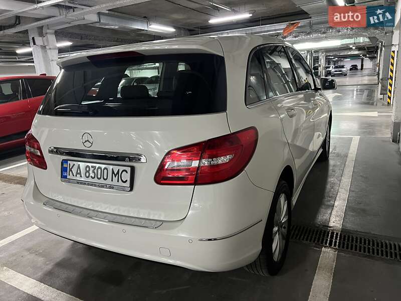 Mercedes-Benz B-Class 2013