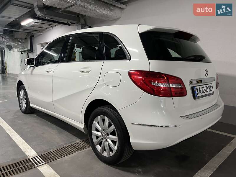 Mercedes-Benz B-Class 2013