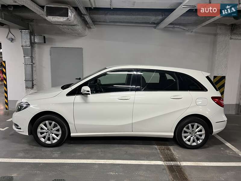 Mercedes-Benz B-Class 2013