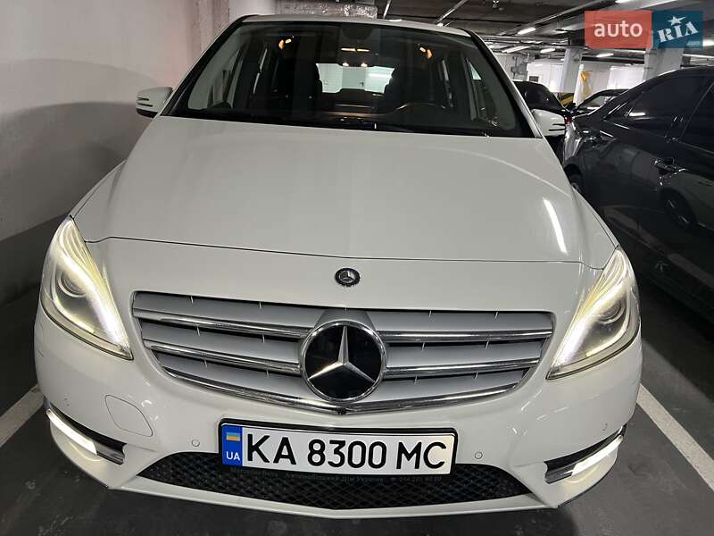 Mercedes-Benz B-Class 2013