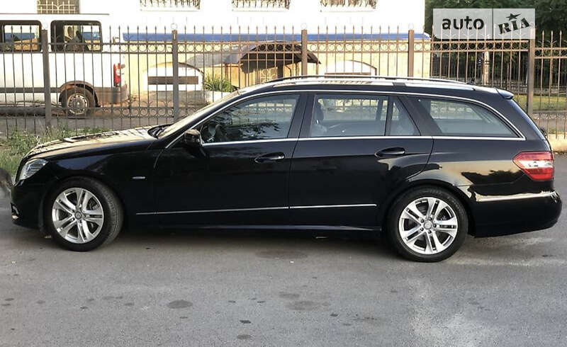 Mercedes-Benz E-Class 2010