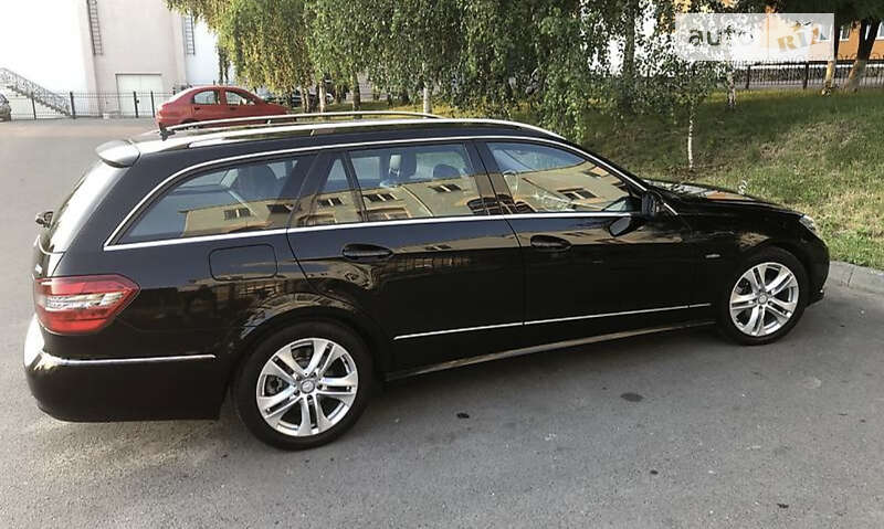Mercedes-Benz E-Class 2010