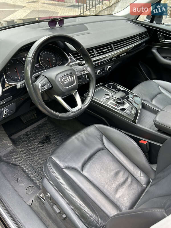 Audi-6