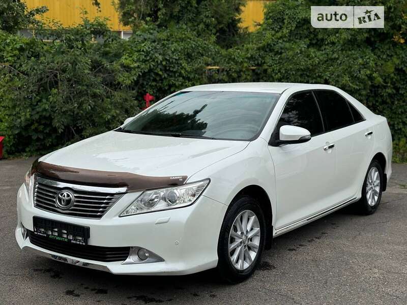 Toyota Camry 2011