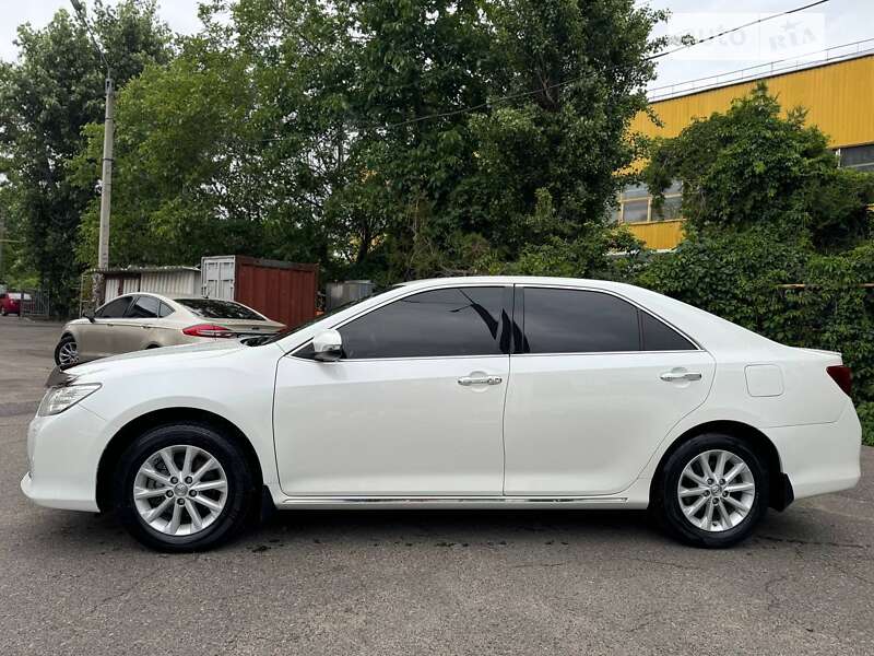 Toyota Camry 2011