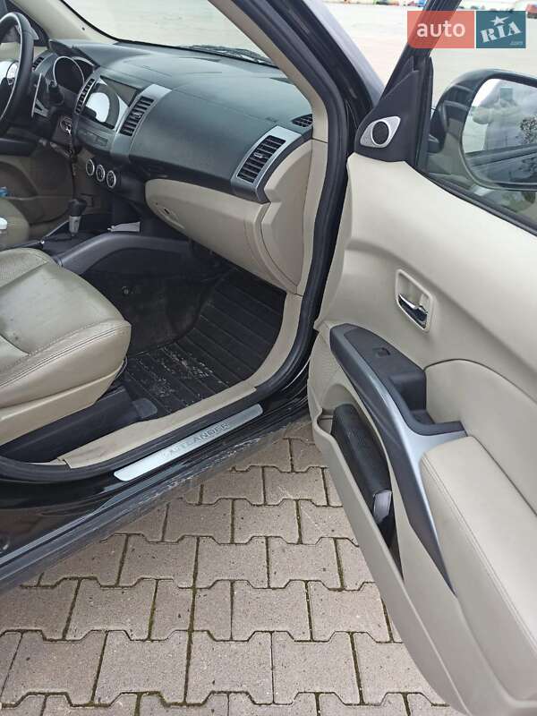 Mitsubishi Outlander 2007