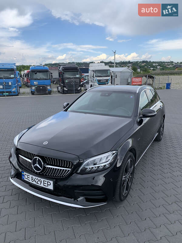 Mercedes-Benz C-Class 2020