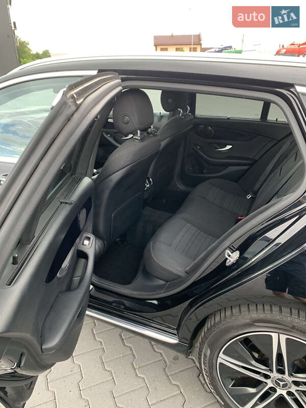 Mercedes-Benz C-Class 2020