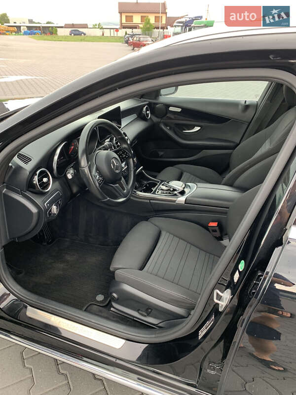 Mercedes-Benz C-Class 2020