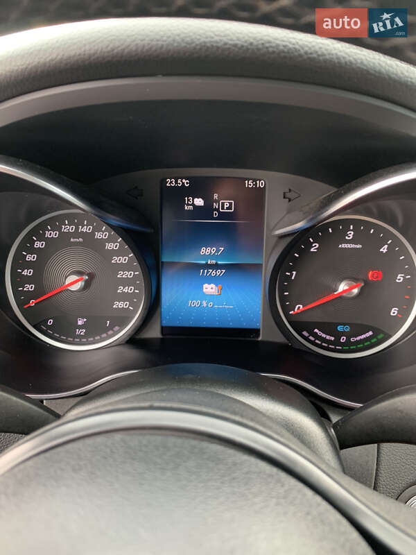 Mercedes-Benz C-Class 2020