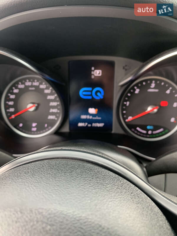 Mercedes-Benz C-Class 2020