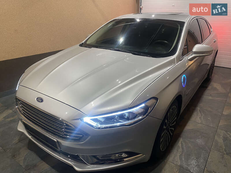 Ford Fusion 2017