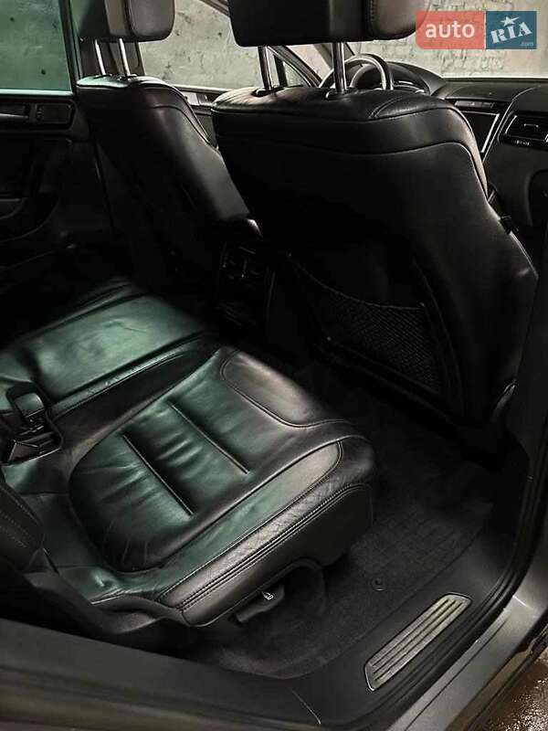 Volkswagen Touareg 2011