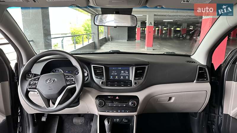 Hyundai-17