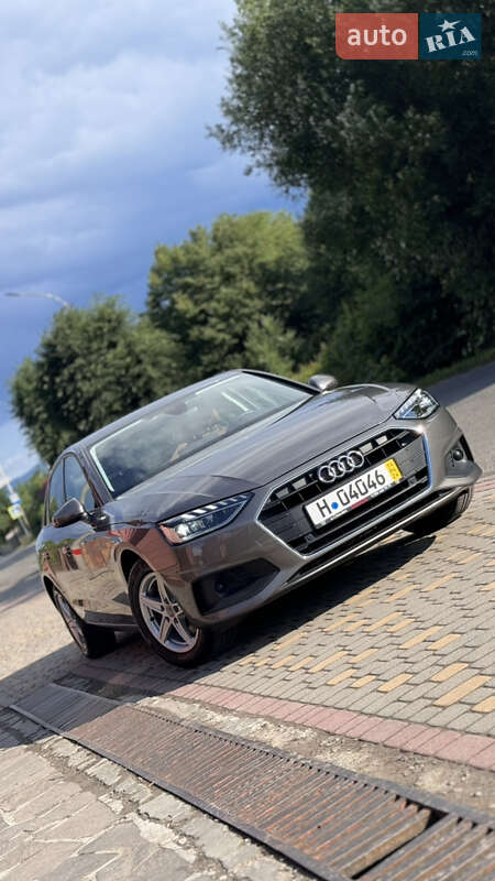 Audi-205
