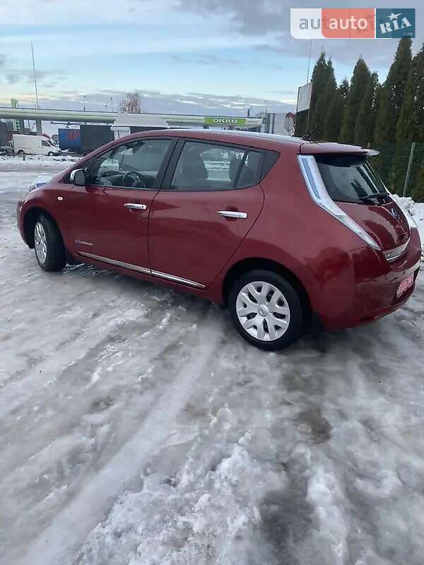 Nissan Leaf 2014