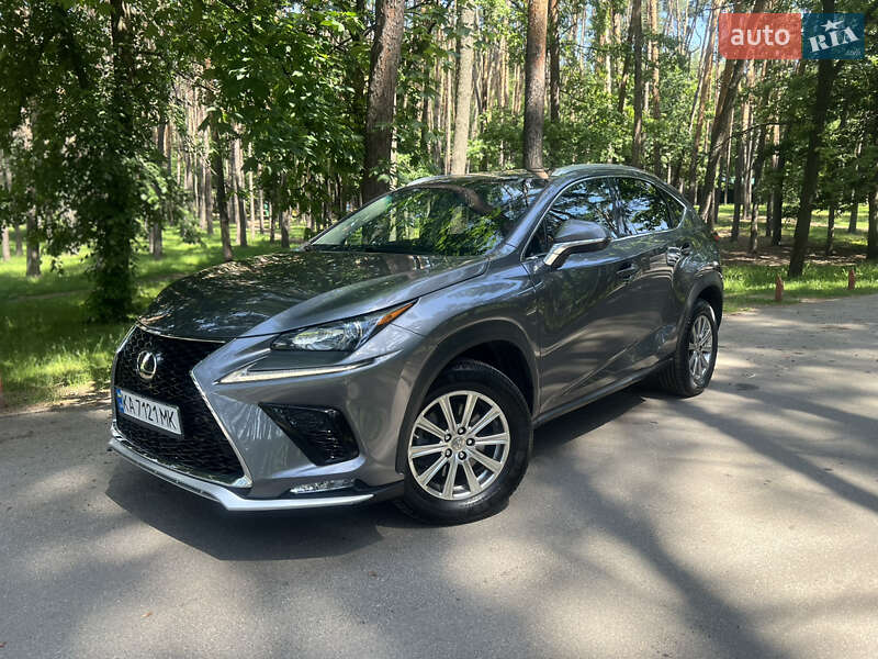 Lexus-23