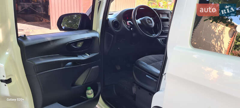 Mercedes-Benz Vito 2015