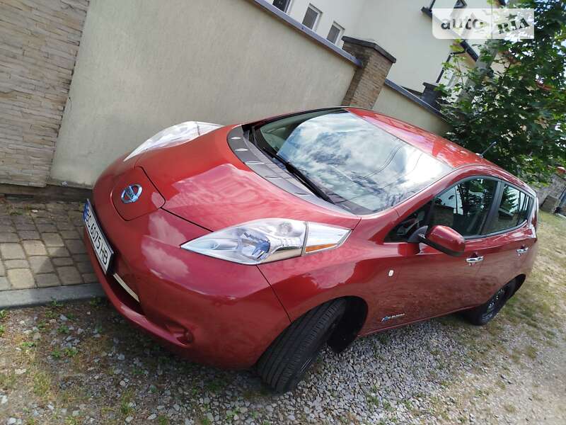 Nissan-8