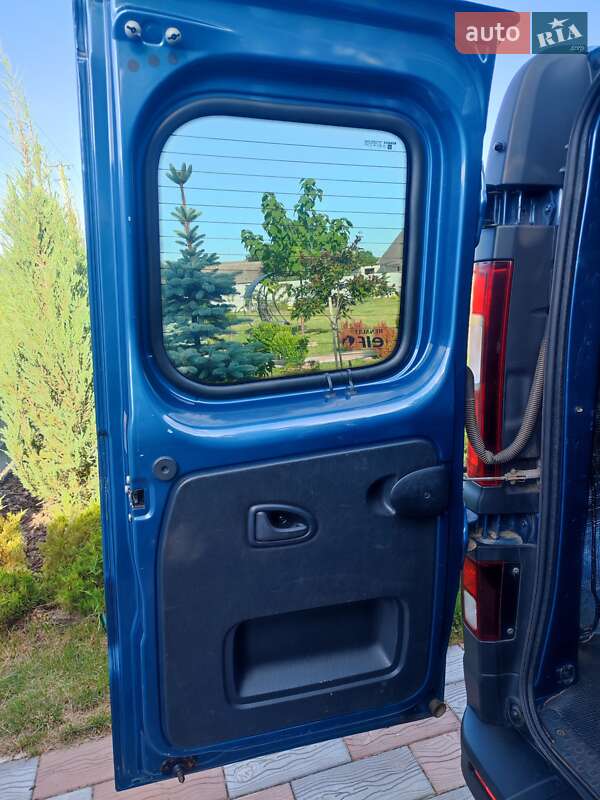 Renault Trafic 2015