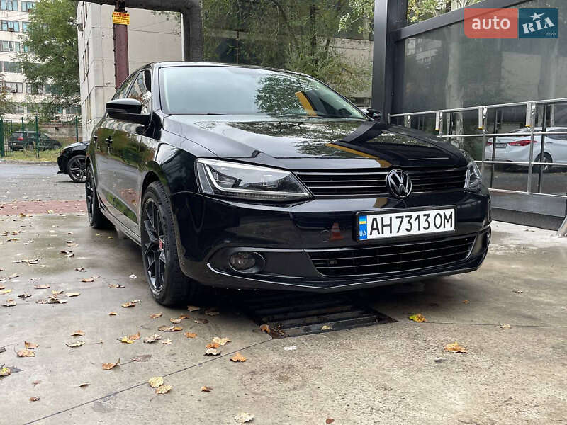 Volkswagen Jetta 2011