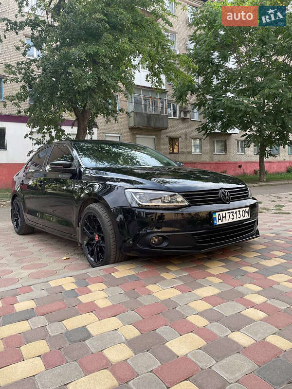 Volkswagen Jetta 2011