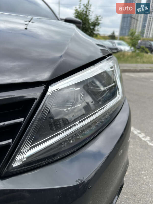 Volkswagen Jetta 2011