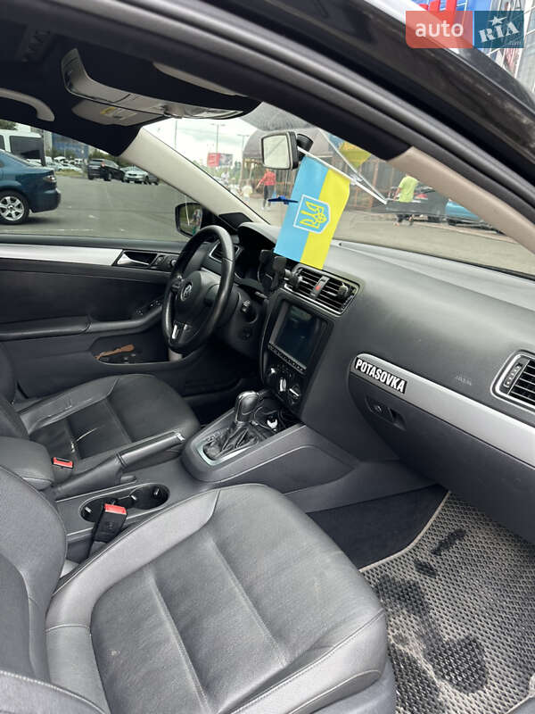 Volkswagen Jetta 2011