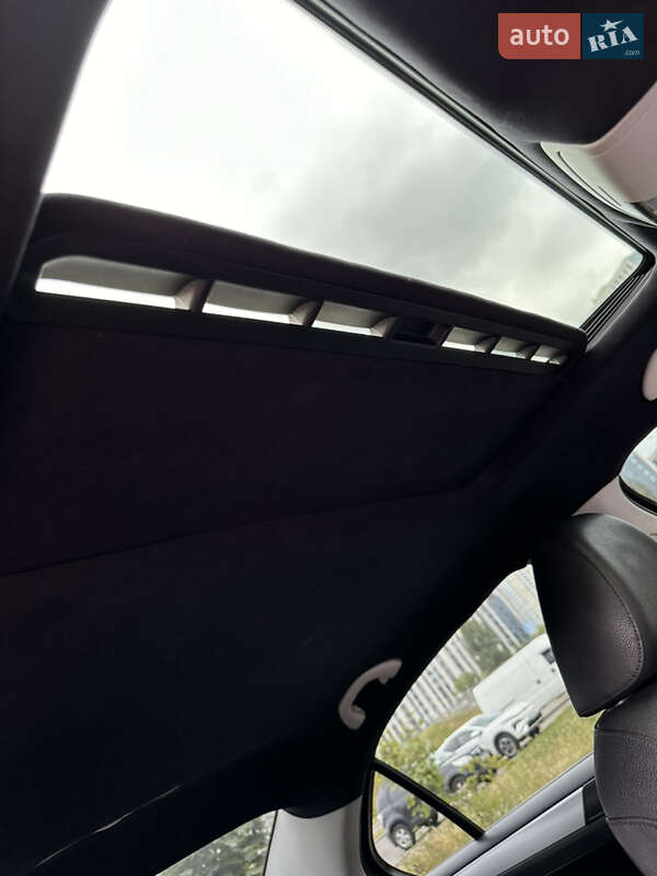 Volkswagen Jetta 2011