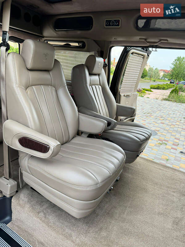 Chevrolet Express 2013