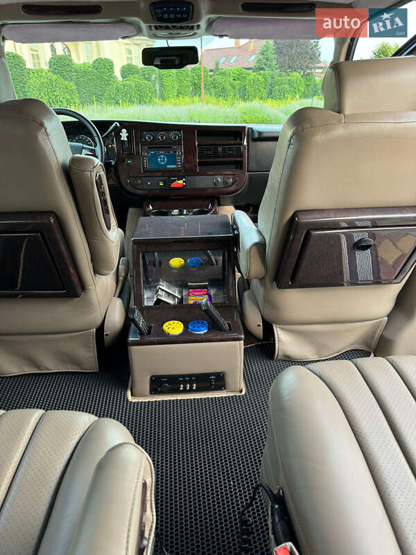 Chevrolet Express 2013