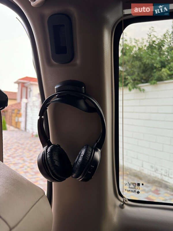 Chevrolet Express 2013