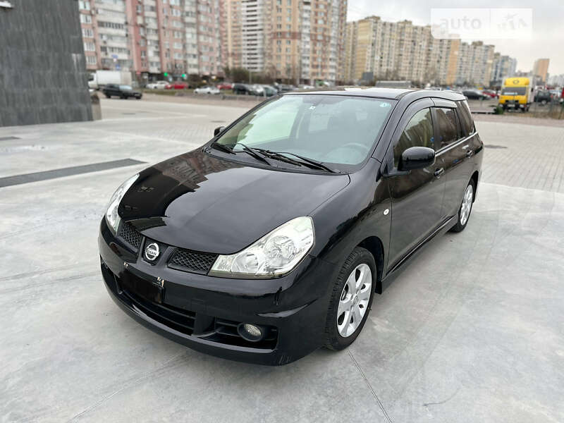 Nissan TIIDA 2013