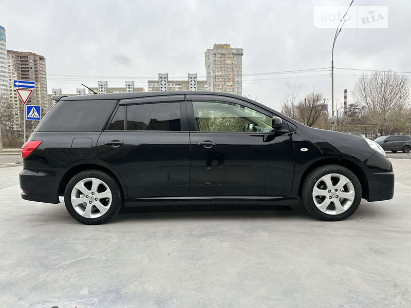 Nissan TIIDA 2013