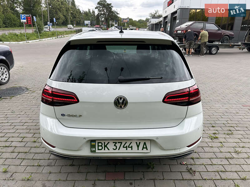 Volkswagen e-Golf 2019