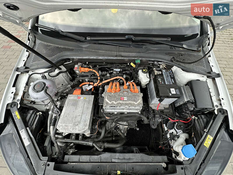 Volkswagen e-Golf 2019