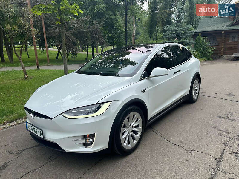 Tesla-8
