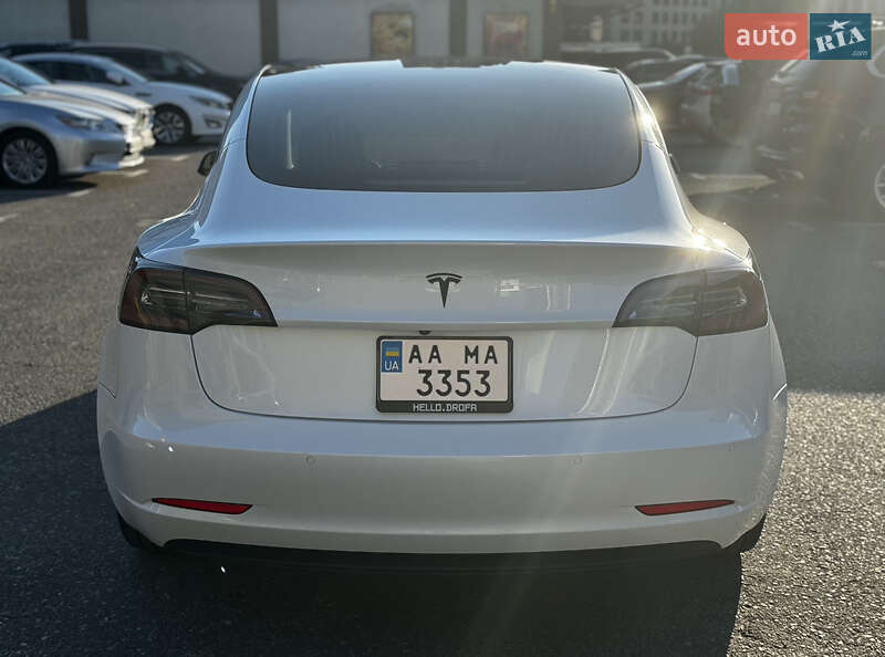 Tesla-23