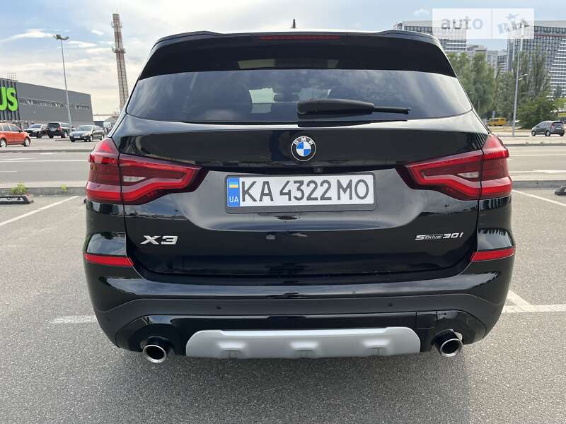 BMW-8