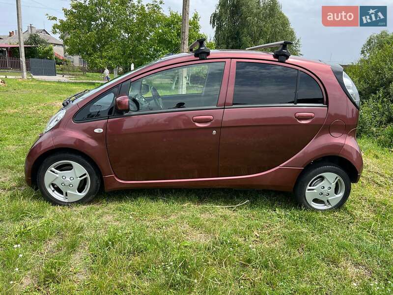Mitsubishi i-MiEV 2014