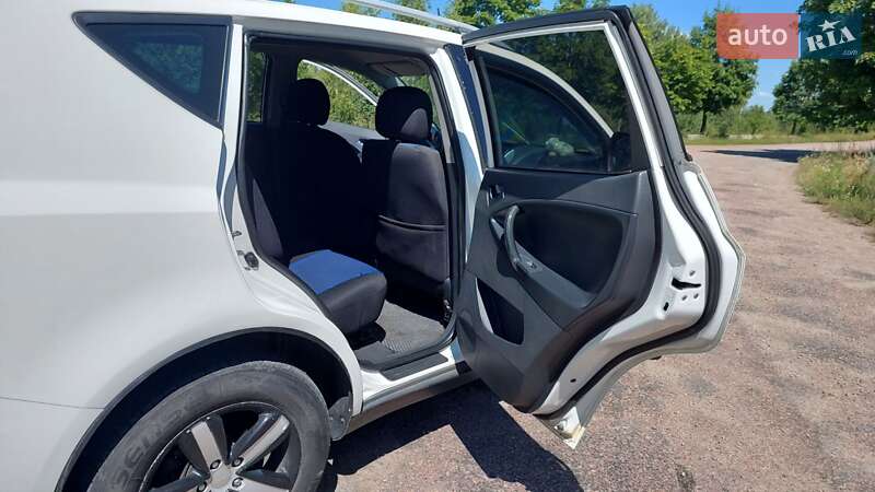 Geely Emgrand X7 2013