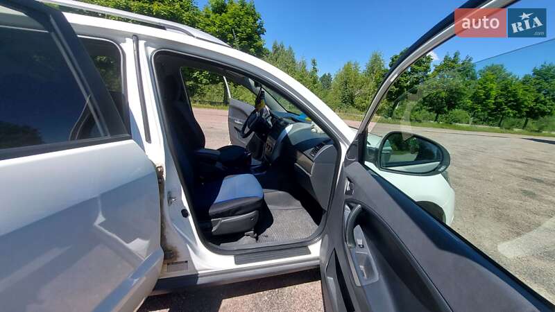 Geely Emgrand X7 2013