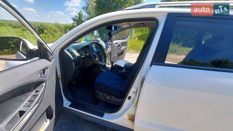 Geely Emgrand X7 2013